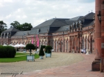 Saraya girdiğinizde sağ kısım / Rechte Haelfte des Schlosses
